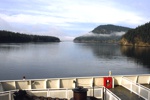 Auf der Fähre durch die Southern Gulf Stream Islands (links Mayne, rechts Galiano Island).