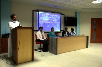 Empfang im Kristu Jayanti College Empfang im Kristu Jayanti College