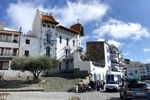 Wohnhaus von Salvadore Dalí an der Uferpromenade von Cadaqués.