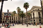 Plaça Reial im Barri Gòtic - einer der typischen großen spanischen Plätze.