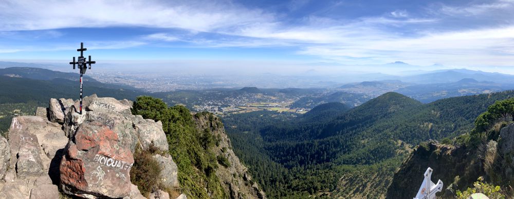 Der Ajusco (3930 m) im Süden von Mexiko City eröffnet einen herrlichen Blick über die Hauptstadt.