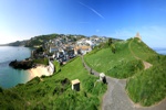 Blick vom St. Ives Head nach St. Ives mit der Kapelle St. Nicholas (rechts).