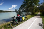 Sonnenschein und Picknick an der Drau
