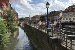 Am Rande der Schleuse für die Ausflugsschiffe auf der Ill in La Petite France. Am Rande der Schleuse für die Ausflugsschiffe auf der Ill in La Petite France.