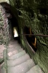 Die engen und steilen Wege in der Burg. Die engen und steilen Wege in der Burg.