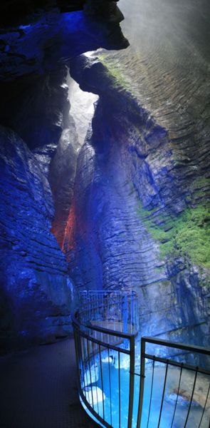 Unterer Wasserfall in Varone.