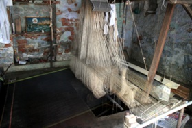 Ein Webstuhl zur Seidenherstellung