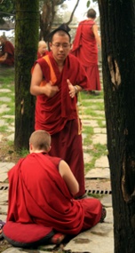 Öffentlicher Unterricht für buddhistische Mönche