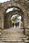 Eingang zum Klosterdorf Glendalough