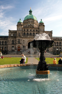 Victorias innerer Hafen mit dem Empress Hotel