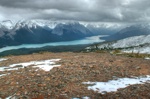Traumhafter Maligne Lake (HDR).
