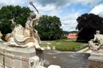 Der Kaskadenbrunnen im Burggarten.