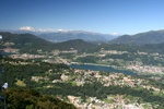 Blick Richtung Westen zum Lago Maggiore und zur Monte Rosa Gruppe.