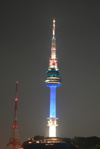 N Seoul Tower bei meiner nächtlichen Nachtwanderung auf den Namsan. N Seoul Tower bei meiner nächtlichen Nachtwanderung auf den Namsan.