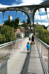 Fußgängerbrücke über die Reuss.