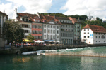 Altstadt am Fluss in Luzern.