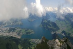 Blick vom Esel (2118 m) auf den Vierwaldstättersee.